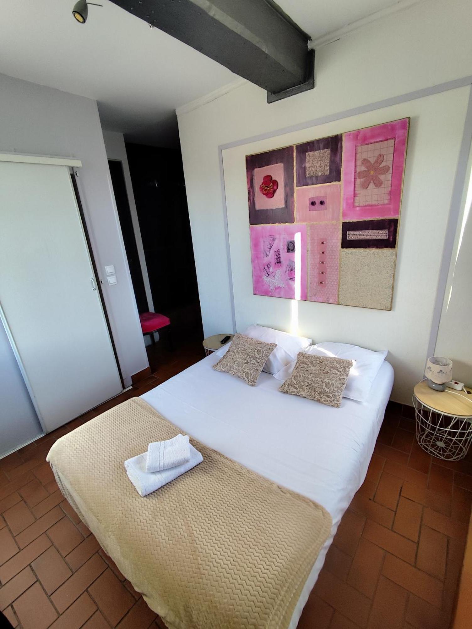 Hotel De La Place Loyettes Esterno foto